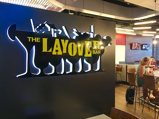 the-layover-bar